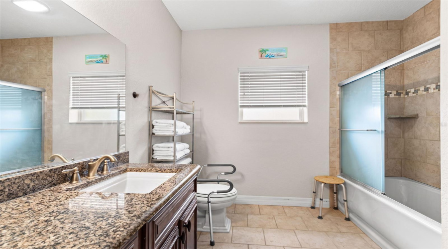 Chiefland, Florida 32626, 4 Bedroom Bedrooms, ,2 Bathroombathrooms,Residential,For Sale,153Rd,0,Mfrgc542782