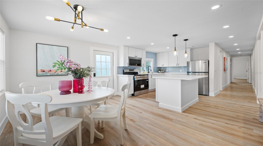St Petersburg, Florida 33711, 3 Bedroom Bedrooms, ,2 Bathroombathrooms,Residential,For Sale,Kingston,0,Mfrtb8537721