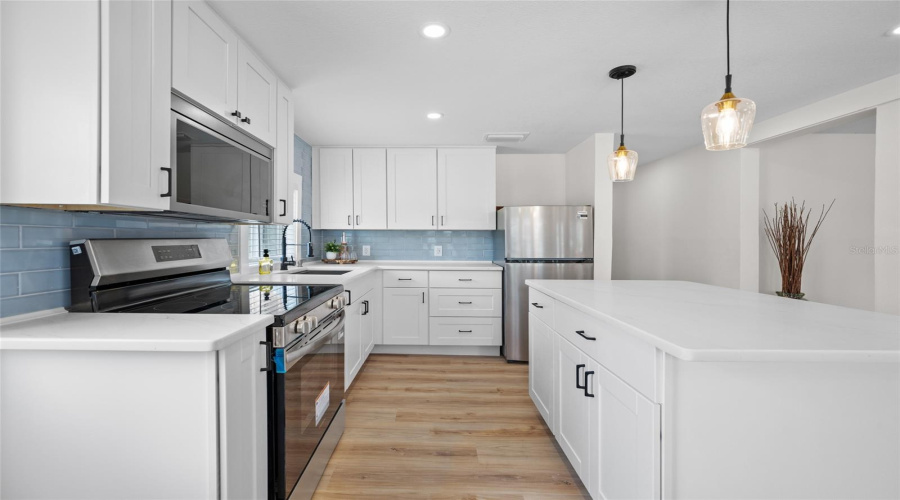 St Petersburg, Florida 33711, 3 Bedroom Bedrooms, ,2 Bathroombathrooms,Residential,For Sale,Kingston,0,Mfrtb8537721