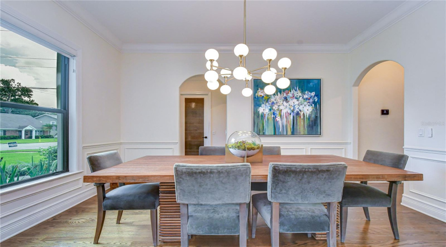 Tampa, Florida 33609, 5 Bedroom Bedrooms, ,4 Bathroombathrooms,Residential,For Sale,Cleveland,0,Mfrtb8536070