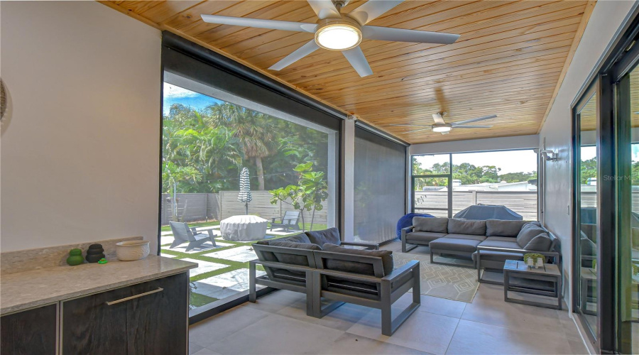 Tampa, Florida 33609, 5 Bedroom Bedrooms, ,4 Bathroombathrooms,Residential,For Sale,Cleveland,0,Mfrtb8536070