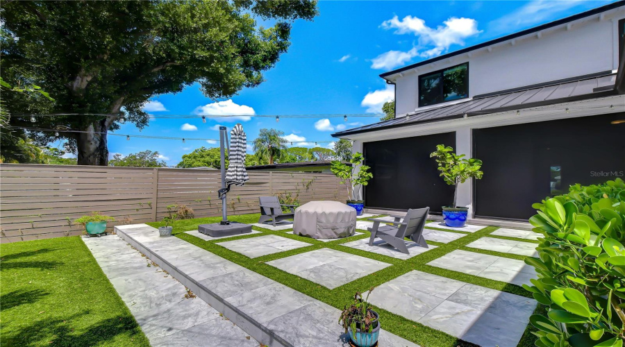 Tampa, Florida 33609, 5 Bedroom Bedrooms, ,4 Bathroombathrooms,Residential,For Sale,Cleveland,0,Mfrtb8536070