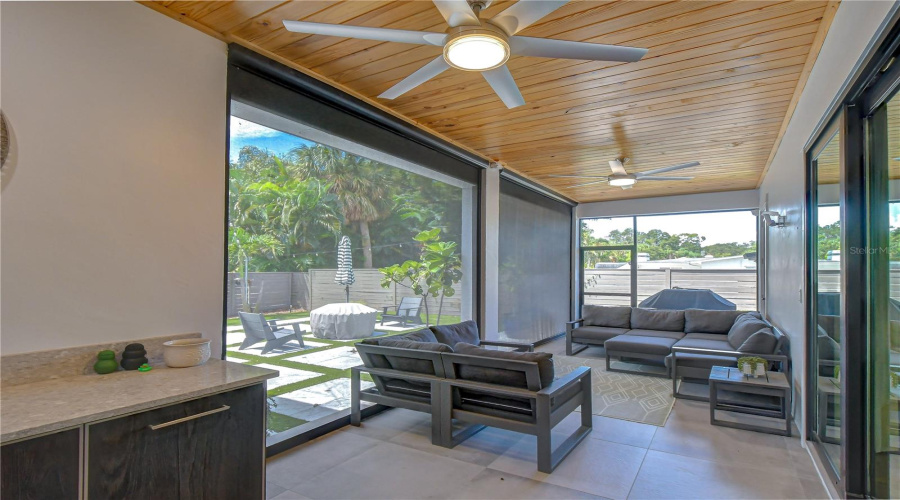 Tampa, Florida 33609, 5 Bedroom Bedrooms, ,4 Bathroombathrooms,Residential,For Sale,Cleveland,0,Mfrtb8536070