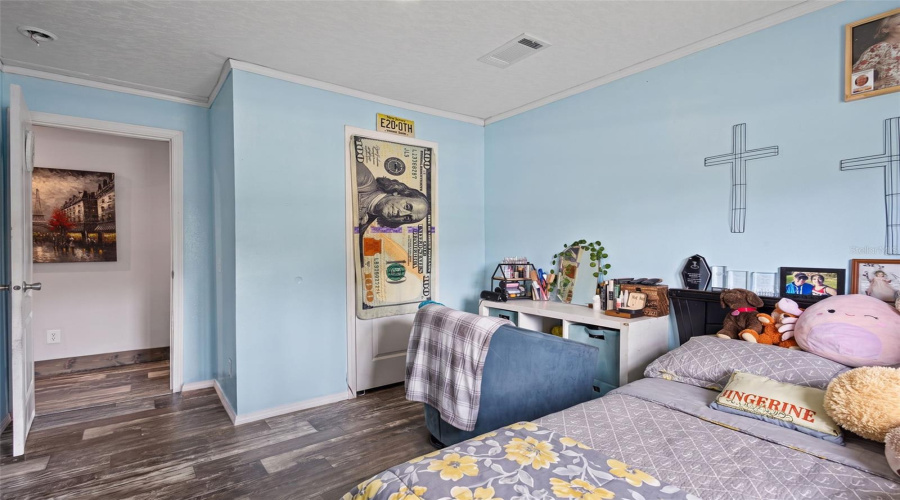 Bronson, Florida 32621, 5 Bedroom Bedrooms, ,3 Bathroombathrooms,Residential,For Sale,77Th,0,Mfrgc542463