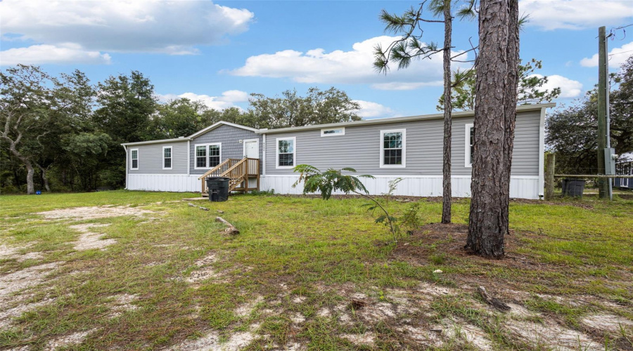 Bronson, Florida 32621, 5 Bedroom Bedrooms, ,3 Bathroombathrooms,Residential,For Sale,77Th,0,Mfrgc542463