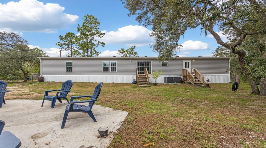 Bronson, Florida 32621, 5 Bedroom Bedrooms, ,3 Bathroombathrooms,Residential,For Sale,77Th,0,Mfrgc542463