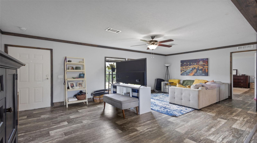 Bronson, Florida 32621, 5 Bedroom Bedrooms, ,3 Bathroombathrooms,Residential,For Sale,77Th,0,Mfrgc542463