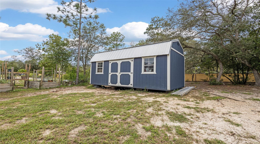 Bronson, Florida 32621, 5 Bedroom Bedrooms, ,3 Bathroombathrooms,Residential,For Sale,77Th,0,Mfrgc542463