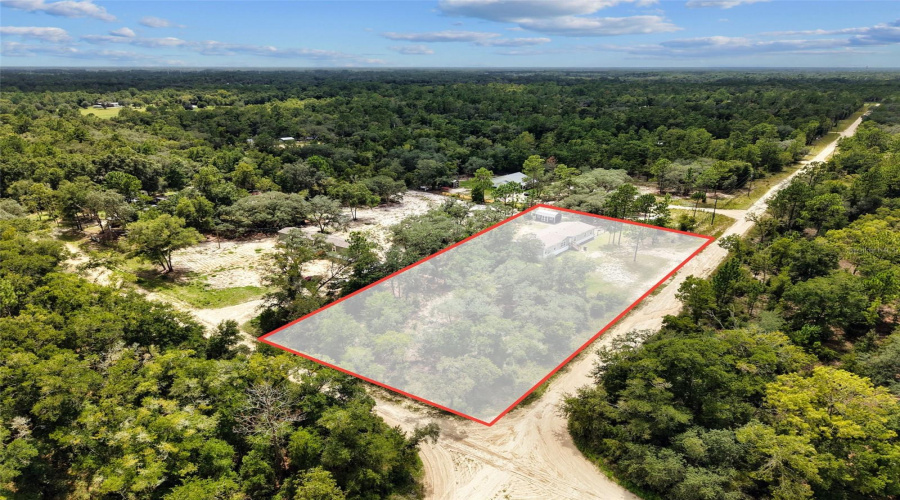 Bronson, Florida 32621, 5 Bedroom Bedrooms, ,3 Bathroombathrooms,Residential,For Sale,77Th,0,Mfrgc542463