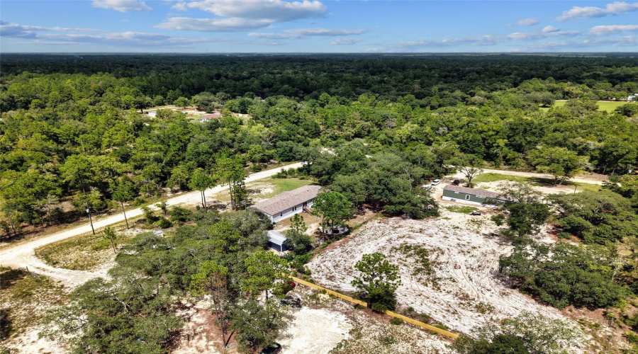 Bronson, Florida 32621, 5 Bedroom Bedrooms, ,3 Bathroombathrooms,Residential,For Sale,77Th,0,Mfrgc542463