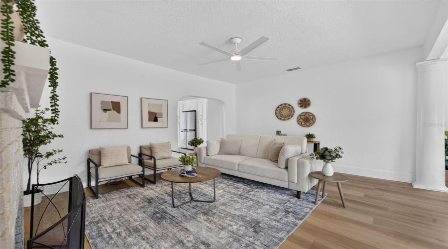 Orlando, Florida 32804, 3 Bedroom Bedrooms, ,2 Bathroombathrooms,Residential,For Sale,King St,0,Mfro6429593
