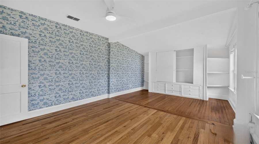 Orlando, Florida 32804, 3 Bedroom Bedrooms, ,2 Bathroombathrooms,Residential,For Sale,King St,0,Mfro6429593