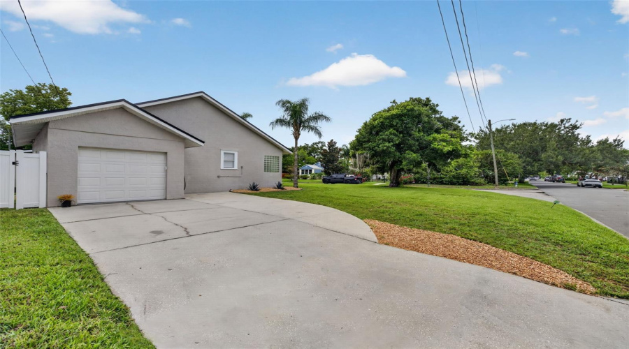 Large Driveway And Availible Street Parking As Well