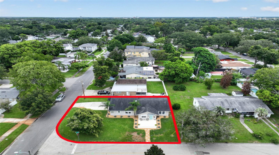 Great Corner Lot Location