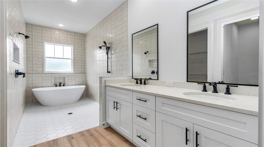 Ocala, Florida 34481, 3 Bedroom Bedrooms, ,2 Bathroombathrooms,Residential,For Sale,45,0,Mfro6390692