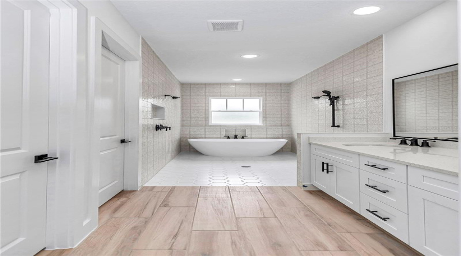 Ocala, Florida 34481, 3 Bedroom Bedrooms, ,2 Bathroombathrooms,Residential,For Sale,45,0,Mfro6390692