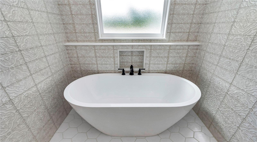 Ocala, Florida 34481, 3 Bedroom Bedrooms, ,2 Bathroombathrooms,Residential,For Sale,45,0,Mfro6390692