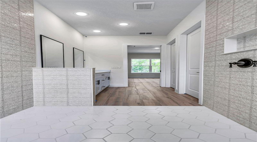 Ocala, Florida 34481, 3 Bedroom Bedrooms, ,2 Bathroombathrooms,Residential,For Sale,45,0,Mfro6390692
