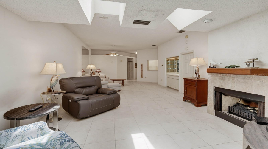 Palm Harbor, Florida 34685, 2 Bedroom Bedrooms, ,2 Bathroombathrooms,Residential,For Sale,Killdeer,0,Mfrtb8522713
