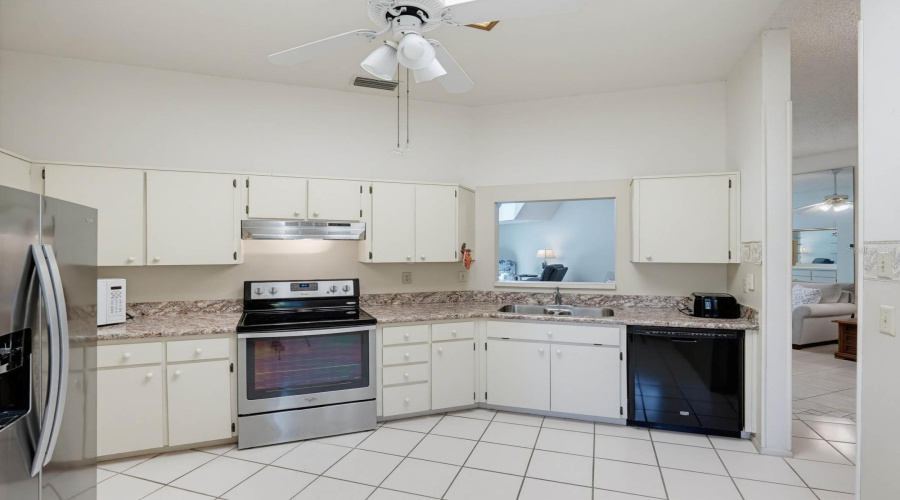 Palm Harbor, Florida 34685, 2 Bedroom Bedrooms, ,2 Bathroombathrooms,Residential,For Sale,Killdeer,0,Mfrtb8522713