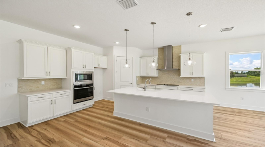 Parrish, Florida 34219, 3 Bedroom Bedrooms, ,2 Bathroombathrooms,Residential,For Sale,White Blossom,0,Mfrtb8519369