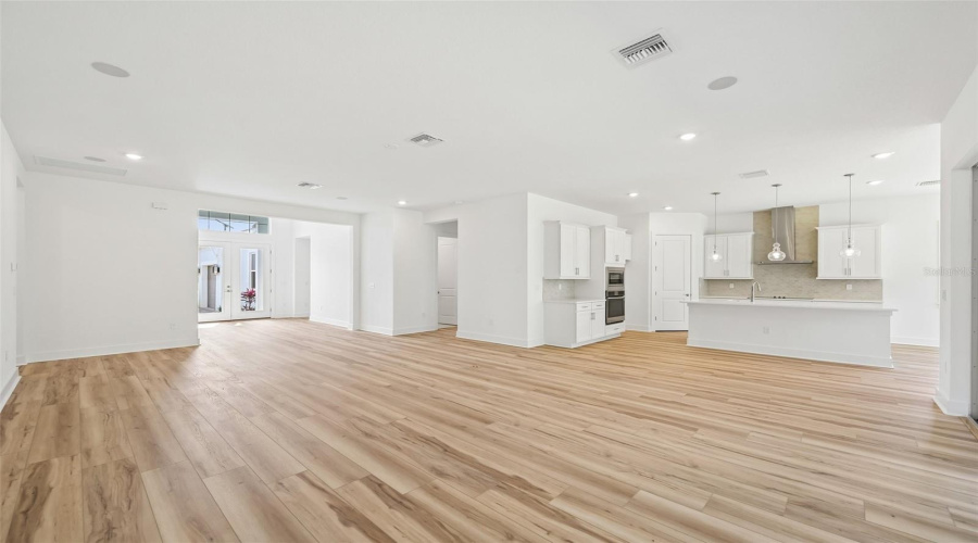 Parrish, Florida 34219, 3 Bedroom Bedrooms, ,2 Bathroombathrooms,Residential,For Sale,White Blossom,0,Mfrtb8519369