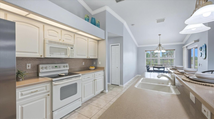 Rotonda West, Florida 33947, 3 Bedroom Bedrooms, ,2 Bathroombathrooms,Residential,For Sale,Rotonda,0,Mfrd6146943