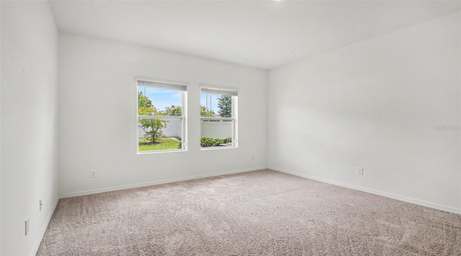 Deltona, Florida 32725, 3 Bedroom Bedrooms, ,2 Bathroombathrooms,Residential,For Sale,Alabaster,0,Mfrtb8526337