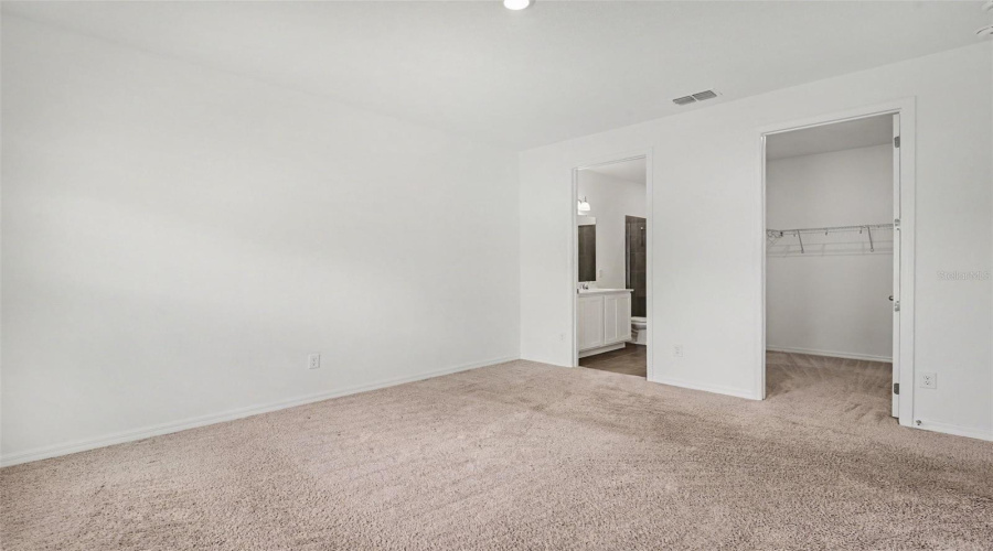 Deltona, Florida 32725, 3 Bedroom Bedrooms, ,2 Bathroombathrooms,Residential,For Sale,Alabaster,0,Mfrtb8526337