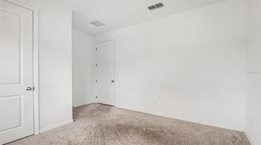 Deltona, Florida 32725, 3 Bedroom Bedrooms, ,2 Bathroombathrooms,Residential,For Sale,Alabaster,0,Mfrtb8526337