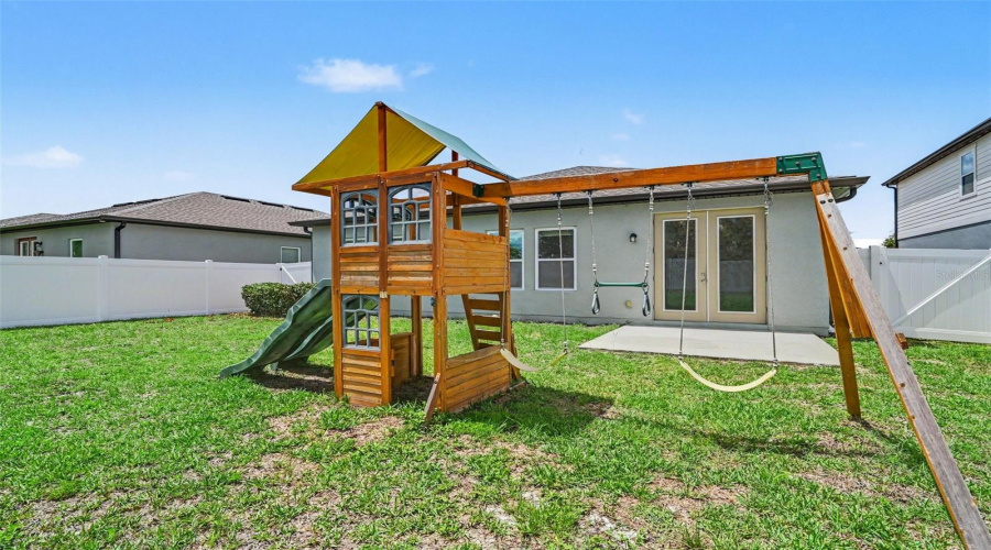 Deltona, Florida 32725, 3 Bedroom Bedrooms, ,2 Bathroombathrooms,Residential,For Sale,Alabaster,0,Mfrtb8526337