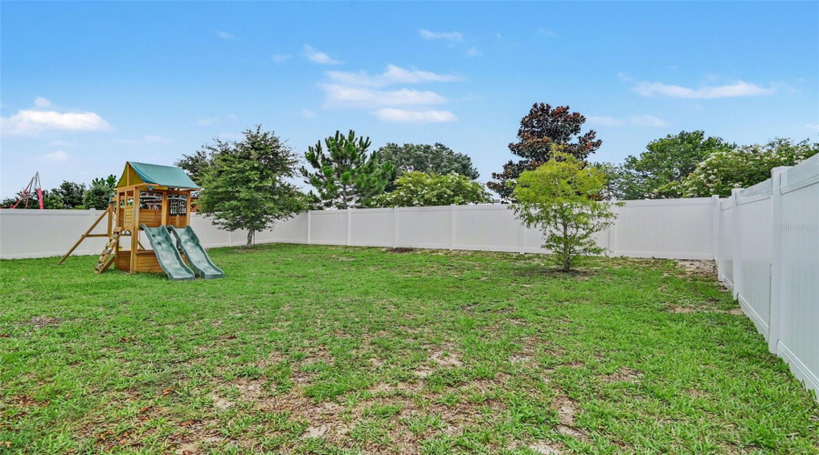Deltona, Florida 32725, 3 Bedroom Bedrooms, ,2 Bathroombathrooms,Residential,For Sale,Alabaster,0,Mfrtb8526337