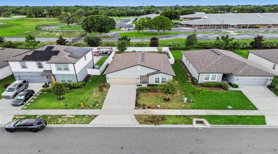 Deltona, Florida 32725, 3 Bedroom Bedrooms, ,2 Bathroombathrooms,Residential,For Sale,Alabaster,0,Mfrtb8526337