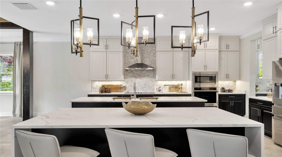 Parrish, Florida 34219, 3 Bedroom Bedrooms, ,3 Bathroombathrooms,Residential,For Sale,White Blossom,0,Mfrtb8518974
