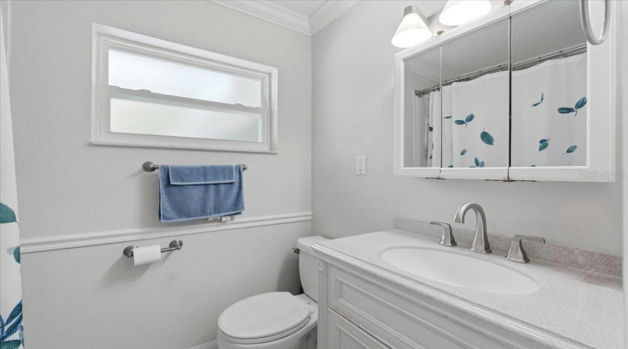 Winter Haven, Florida 33880, 3 Bedroom Bedrooms, ,2 Bathroombathrooms,Residential,For Sale,Lake Shipp,0,Mfrl4963966