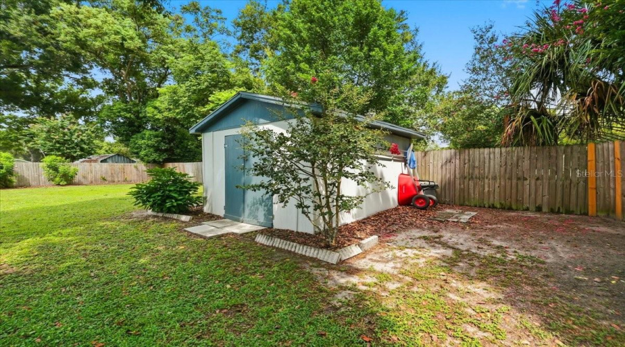 Winter Haven, Florida 33880, 3 Bedroom Bedrooms, ,2 Bathroombathrooms,Residential,For Sale,Lake Shipp,0,Mfrl4963966