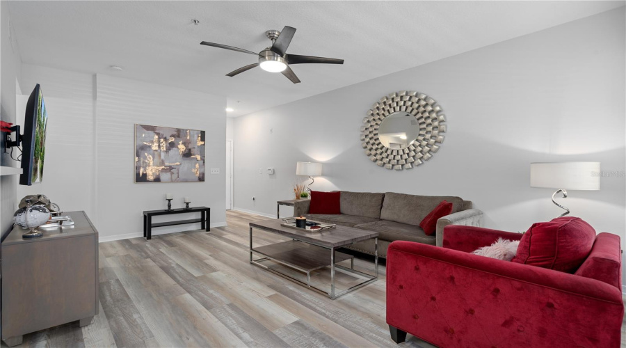 Tampa, Florida 33605, 2 Bedroom Bedrooms, ,2 Bathroombathrooms,Residential,For Sale,Palm,0,Mfrtb8507079