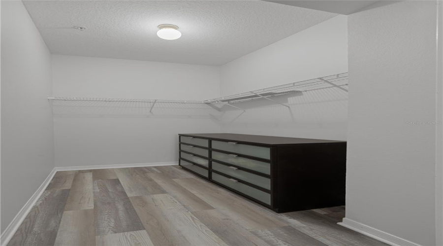 Tampa, Florida 33605, 2 Bedroom Bedrooms, ,2 Bathroombathrooms,Residential,For Sale,Palm,0,Mfrtb8507079