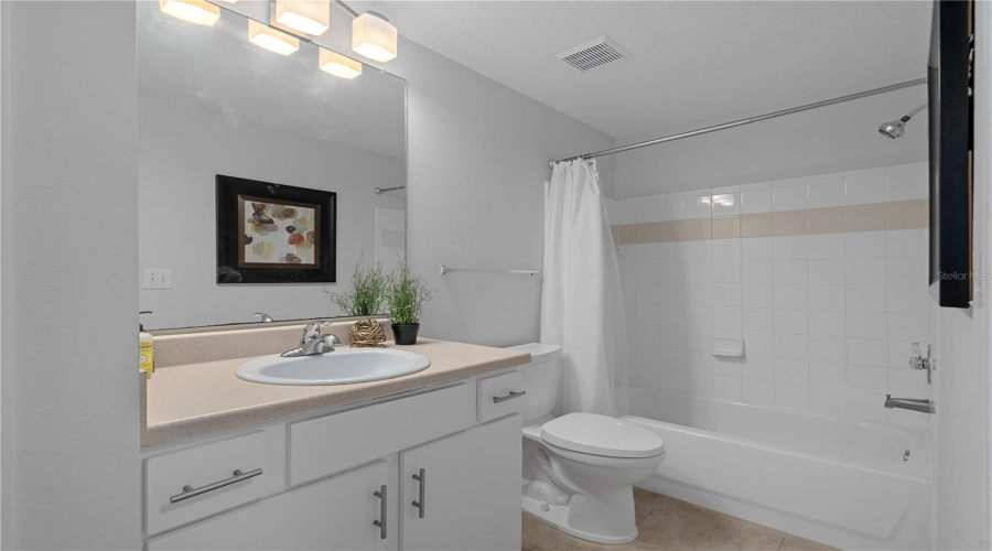 Tampa, Florida 33605, 2 Bedroom Bedrooms, ,2 Bathroombathrooms,Residential,For Sale,Palm,0,Mfrtb8507079