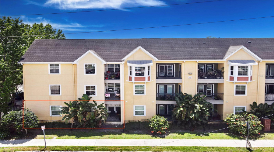 Tampa, Florida 33605, 2 Bedroom Bedrooms, ,2 Bathroombathrooms,Residential,For Sale,Palm,0,Mfrtb8507079
