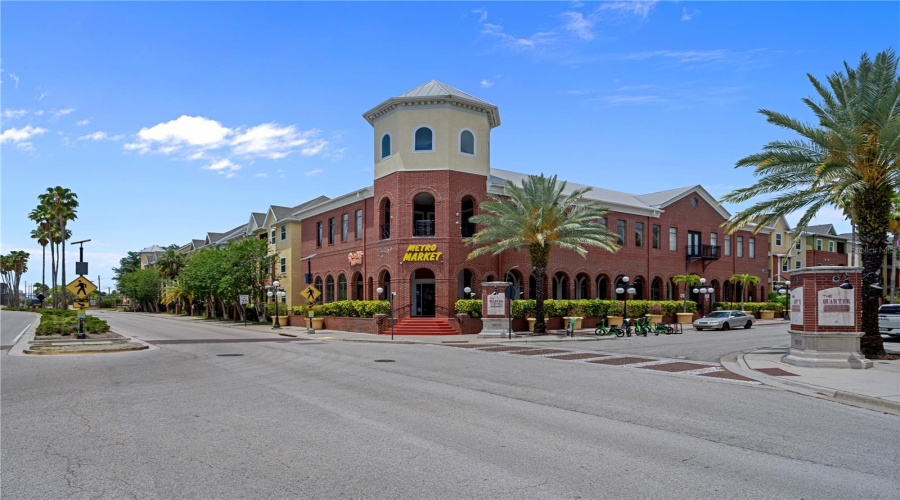 Tampa, Florida 33605, 2 Bedroom Bedrooms, ,2 Bathroombathrooms,Residential,For Sale,Palm,0,Mfrtb8507079
