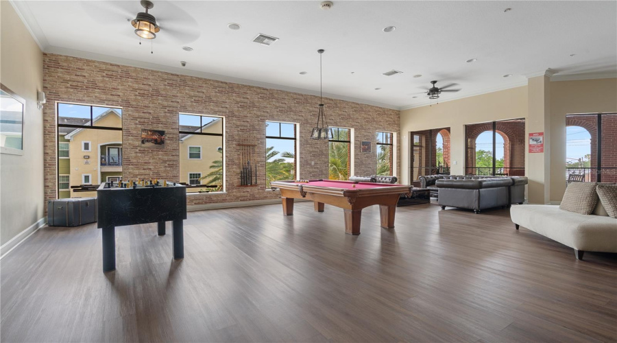 Tampa, Florida 33605, 2 Bedroom Bedrooms, ,2 Bathroombathrooms,Residential,For Sale,Palm,0,Mfrtb8507079