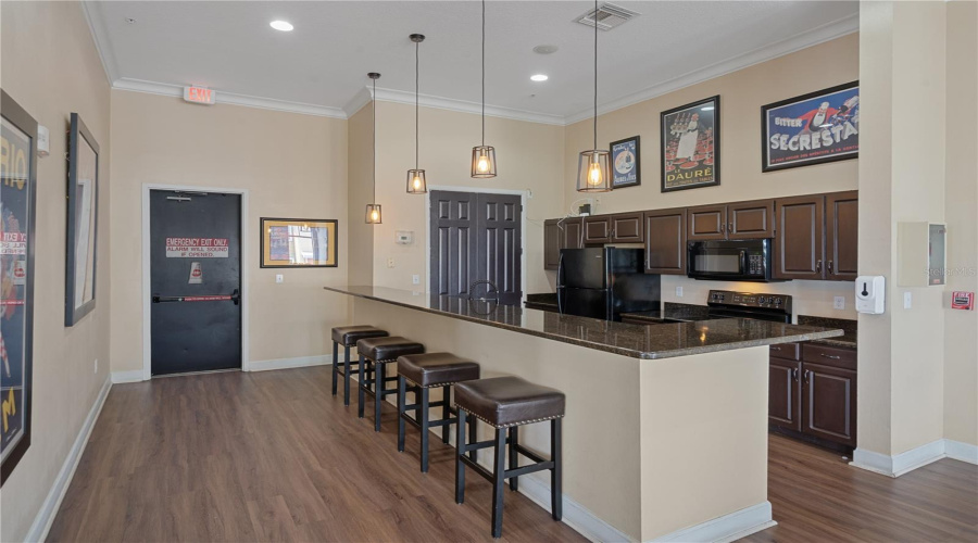 Tampa, Florida 33605, 2 Bedroom Bedrooms, ,2 Bathroombathrooms,Residential,For Sale,Palm,0,Mfrtb8507079