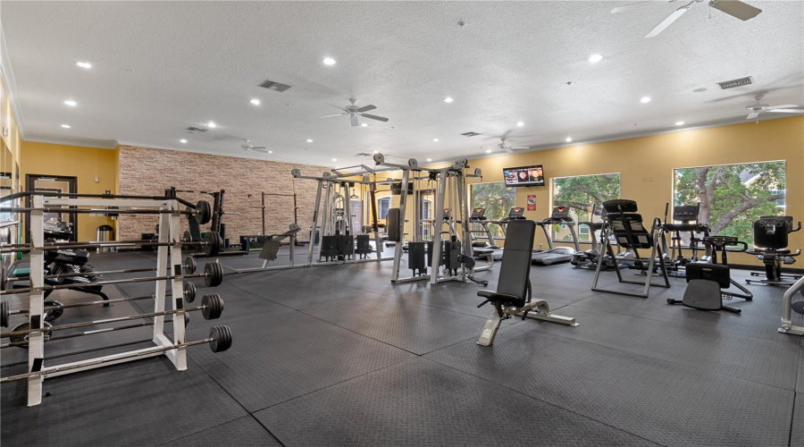 Tampa, Florida 33605, 2 Bedroom Bedrooms, ,2 Bathroombathrooms,Residential,For Sale,Palm,0,Mfrtb8507079