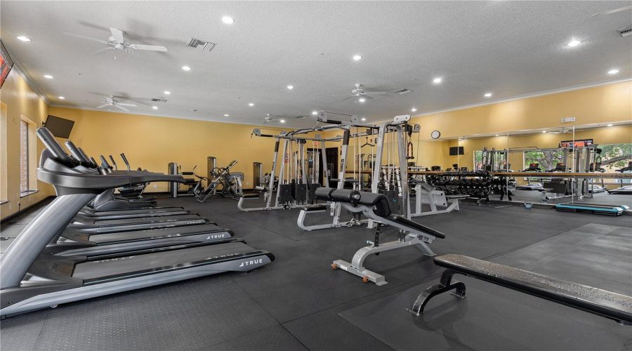Tampa, Florida 33605, 2 Bedroom Bedrooms, ,2 Bathroombathrooms,Residential,For Sale,Palm,0,Mfrtb8507079