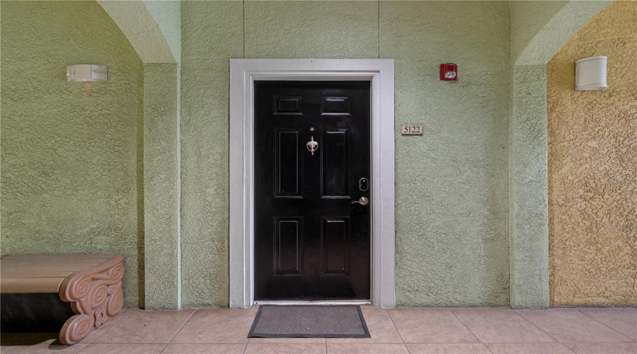 Tampa, Florida 33605, 2 Bedroom Bedrooms, ,2 Bathroombathrooms,Residential,For Sale,Palm,0,Mfrtb8507079