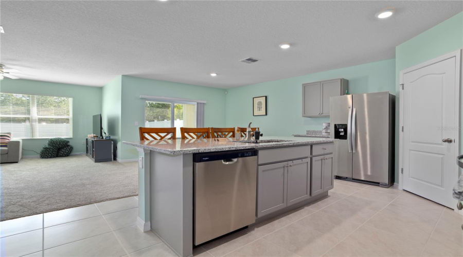 Kitchen | Living Area
