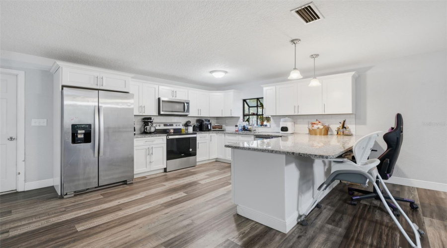 Deland, Florida 32720, 3 Bedroom Bedrooms, ,2 Bathroombathrooms,Residential,For Sale,Concord,0,Mfro6428624