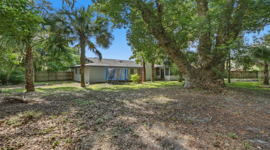Deland, Florida 32720, 3 Bedroom Bedrooms, ,2 Bathroombathrooms,Residential,For Sale,Concord,0,Mfro6428624