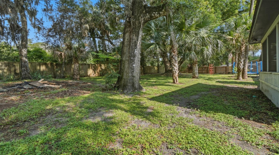Deland, Florida 32720, 3 Bedroom Bedrooms, ,2 Bathroombathrooms,Residential,For Sale,Concord,0,Mfro6428624